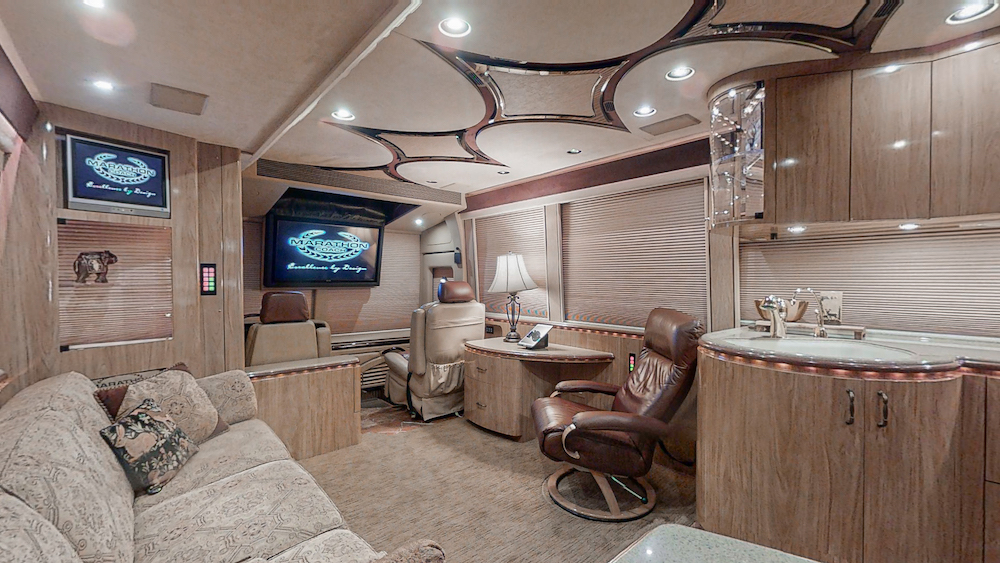 2006 Prevost Marathon XLII For Sale