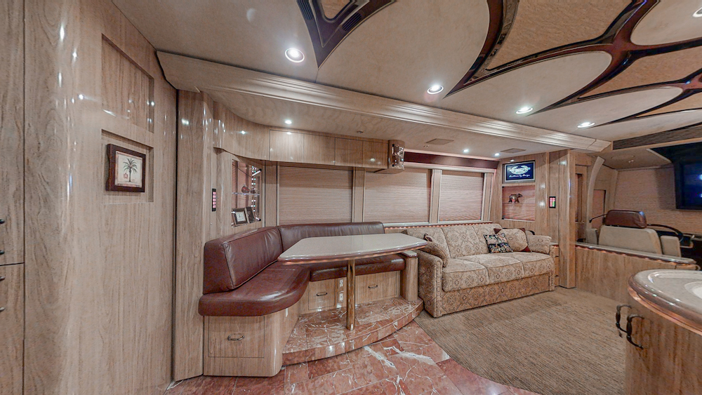 2006 Prevost Marathon XLII For Sale