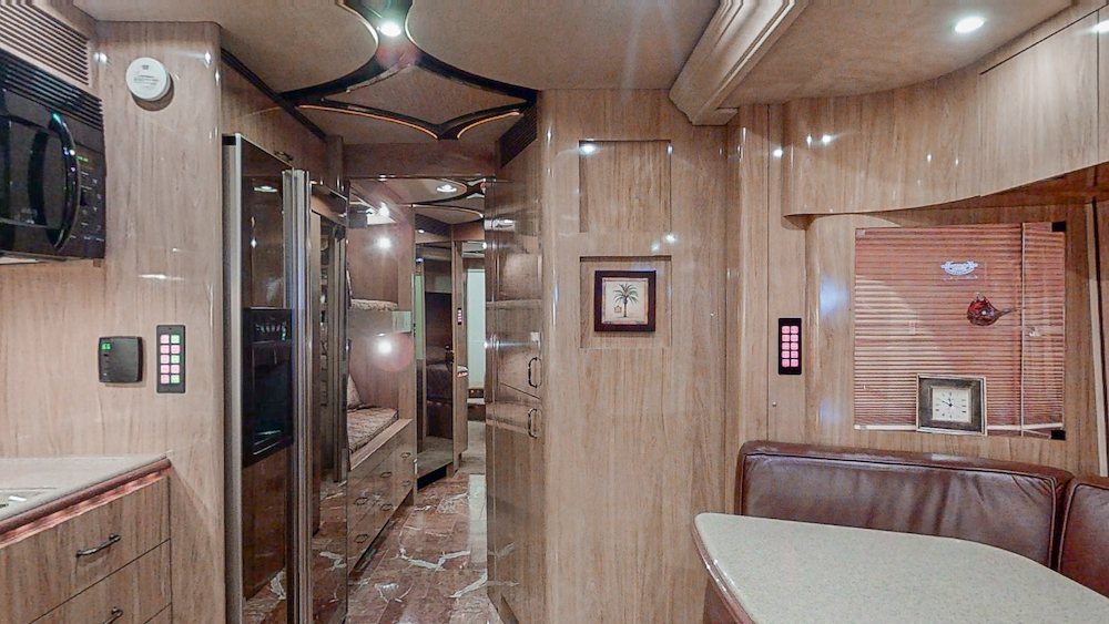 2006 Prevost Marathon XLII For Sale