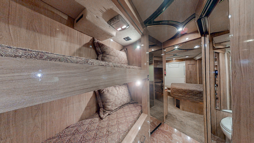 2006 Prevost Marathon XLII For Sale