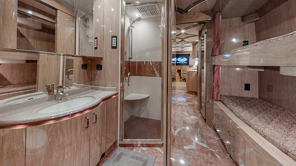 2006 Prevost Marathon XLII For Sale