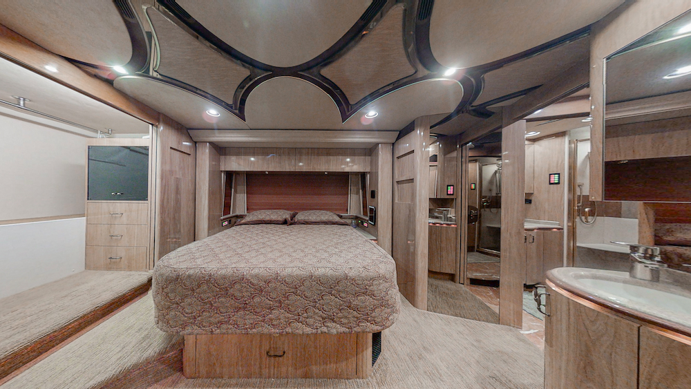 2006 Prevost Marathon XLII For Sale