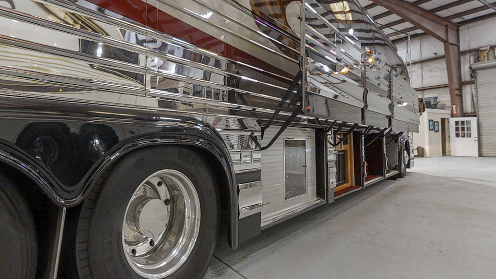 2006 Prevost Marathon XLII For Sale