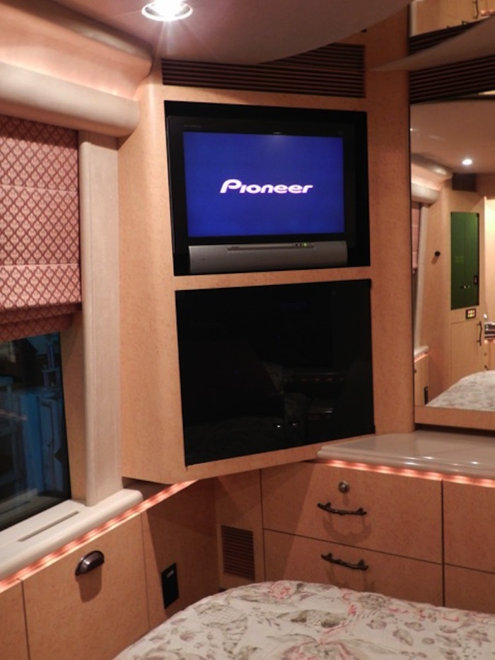 2006 Prevost Marathon XLII For Sale