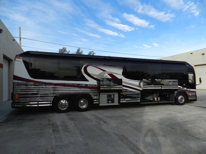 2006 Prevost Marathon XLII For Sale