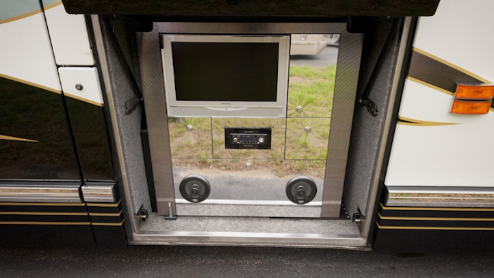 2006 Prevost Parliament H3-45 For Sale