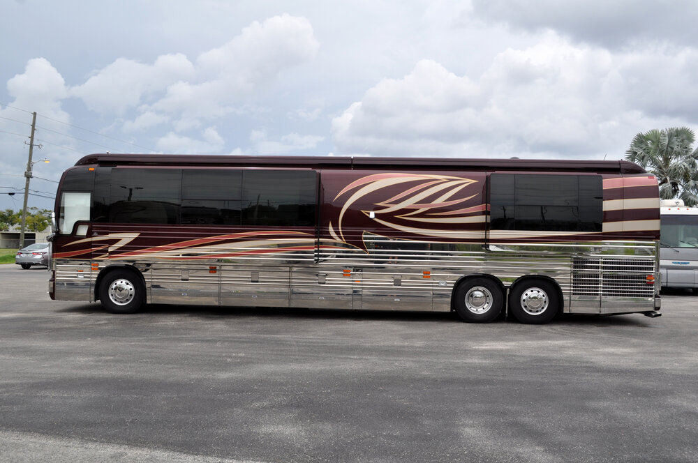 2006 Prevost Parliament XLII For Sale