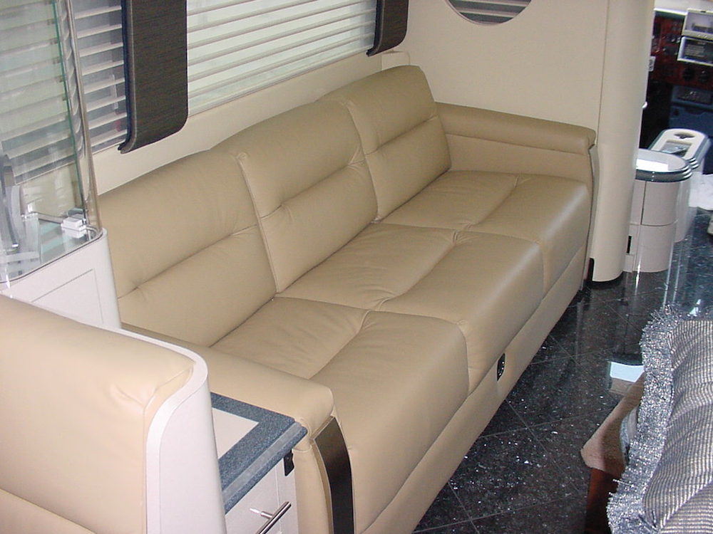 2006 Prevost Parlaiment XLII For Sale