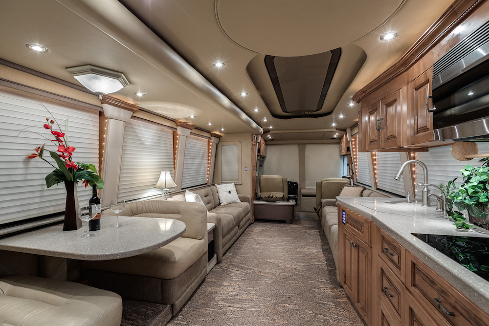 2006 Prevost Royale XLII For Sale