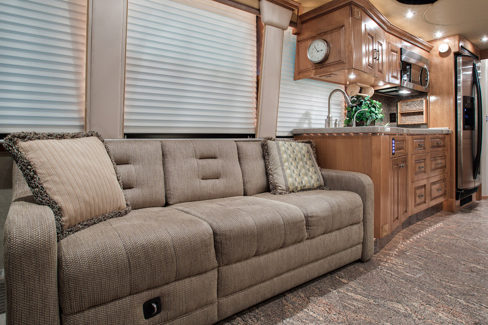 2006 Prevost Royale XLII For Sale