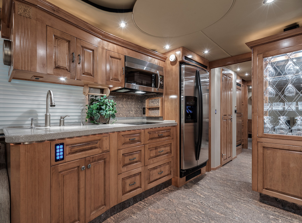 2006 Prevost Royale XLII For Sale