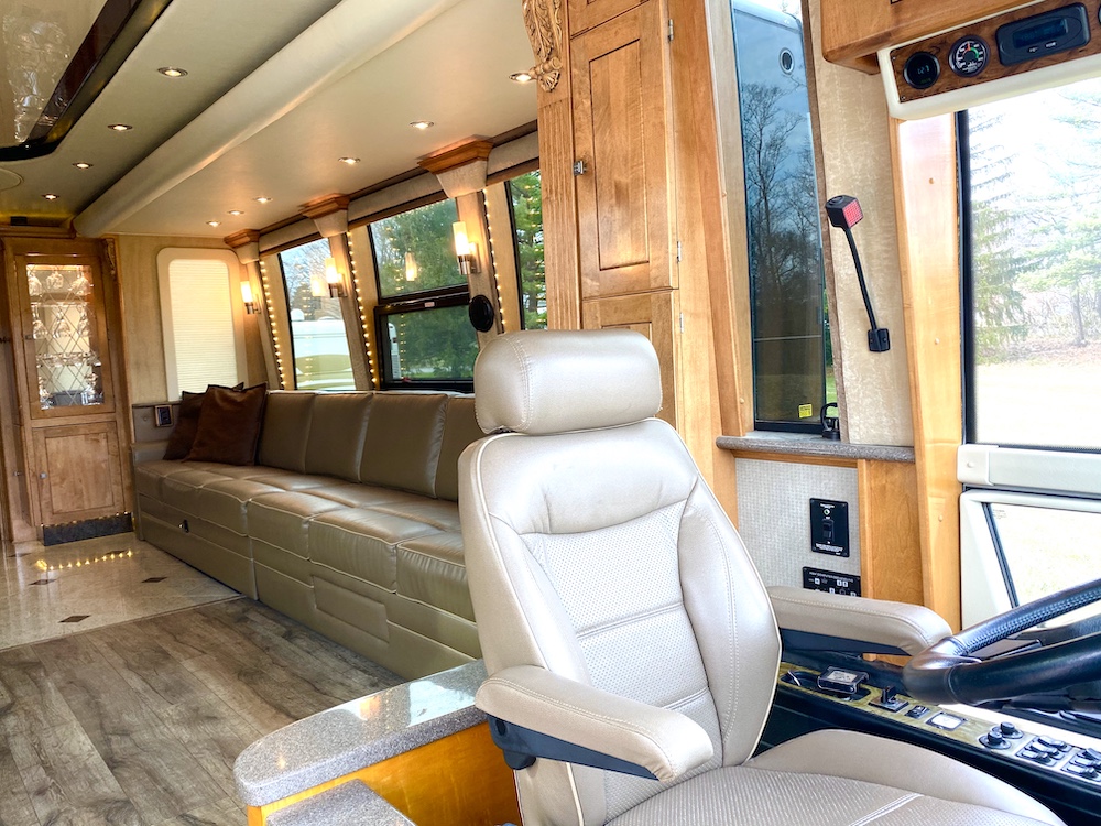 2006 Prevost Royale XLII For Sale