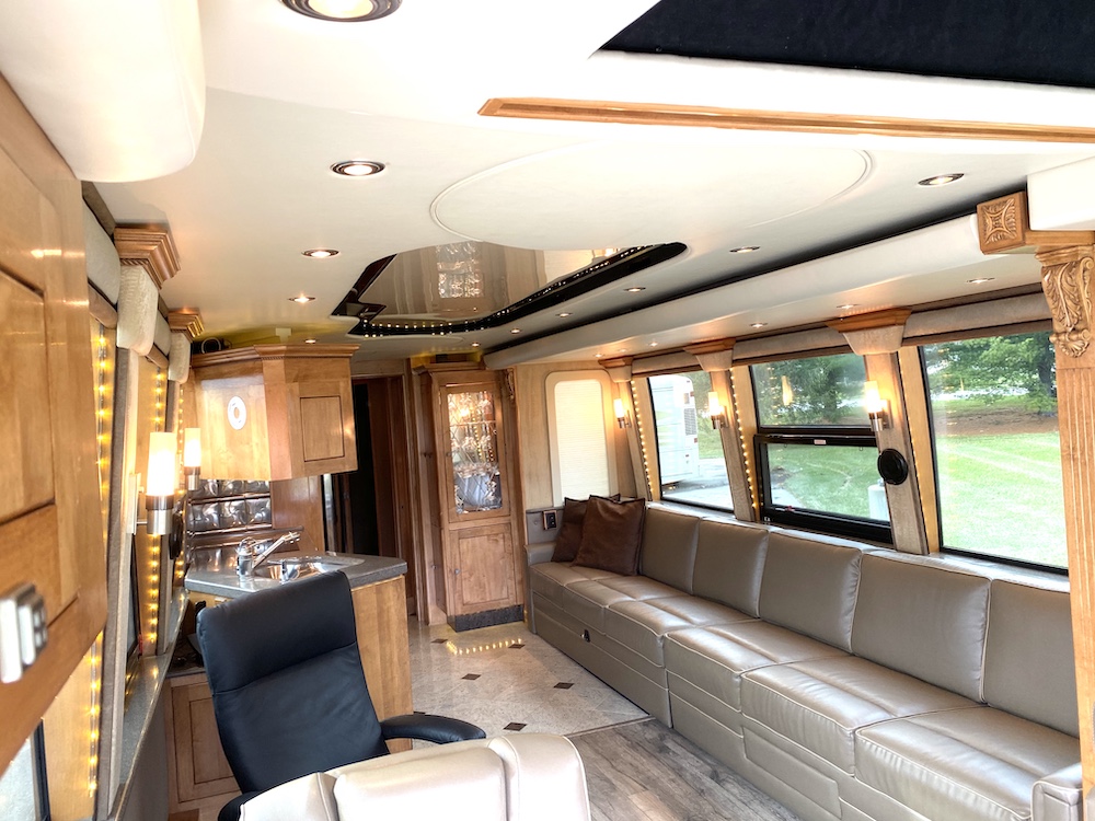 2006 Prevost Royale XLII For Sale