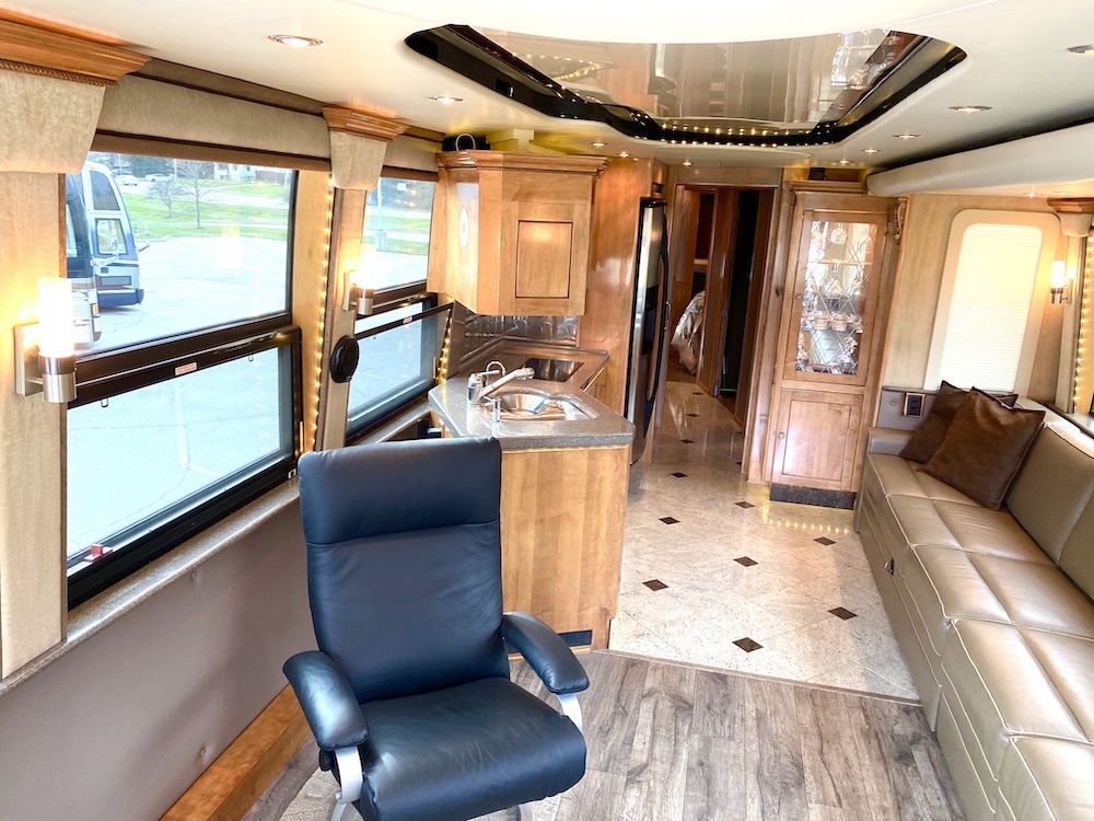 2006 Prevost Royale XLII For Sale