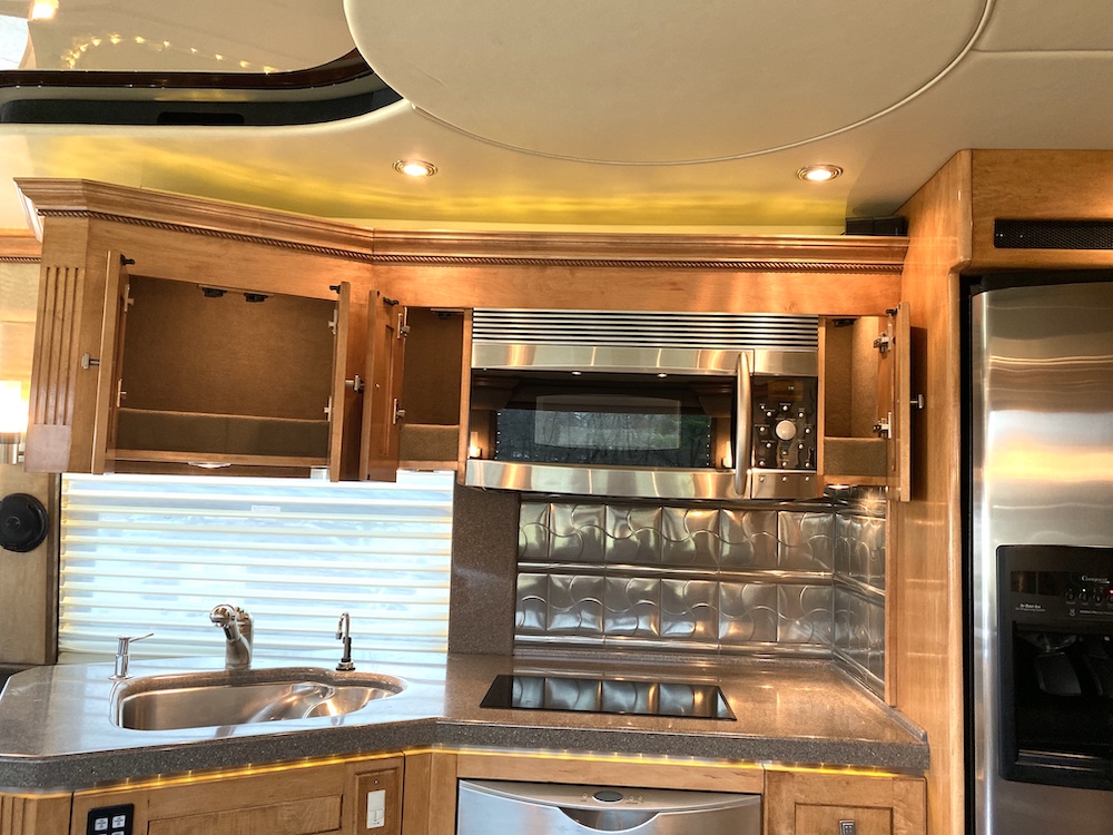 2006 Prevost Royale XLII For Sale