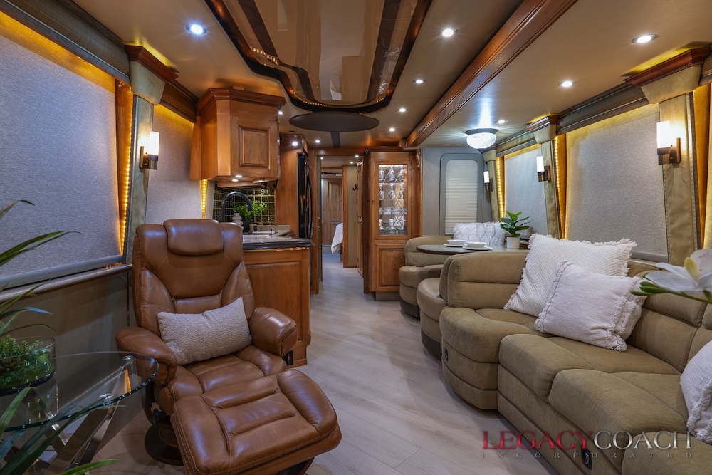 2006 Prevost Royale XLII For Sale