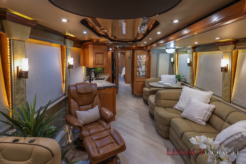 2006 Prevost Royale XLII For Sale