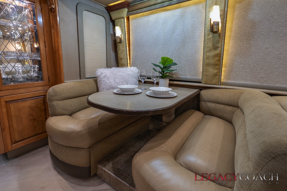 2006 Prevost Royale XLII For Sale