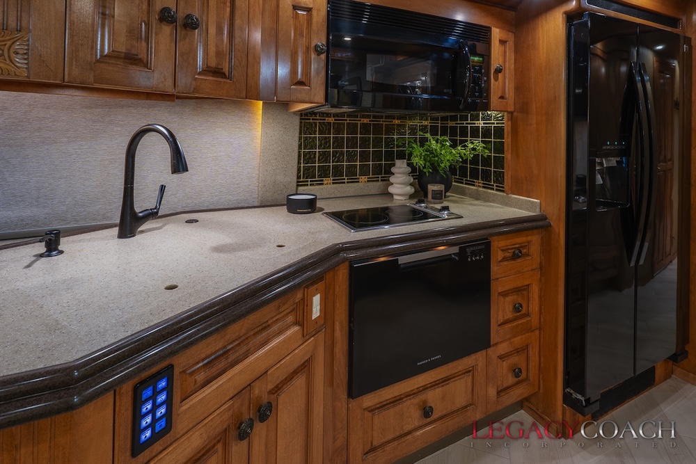 2006 Prevost Royale XLII For Sale