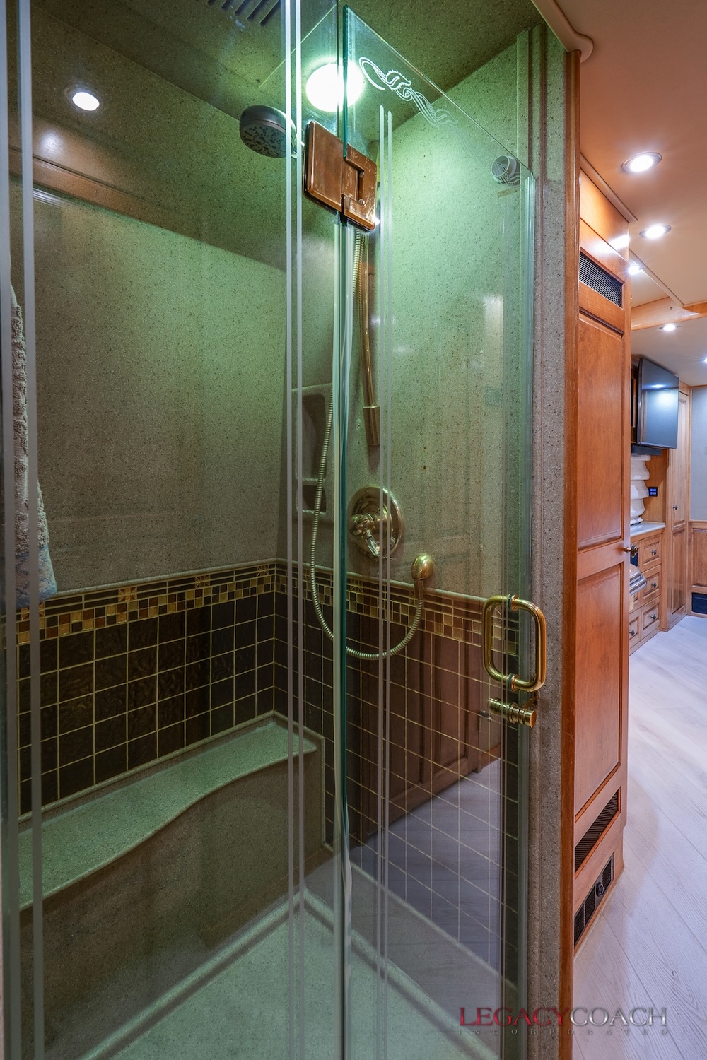 2006 Prevost Royale XLII For Sale