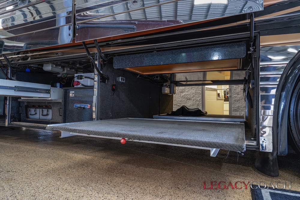 2006 Prevost Royale XLII For Sale