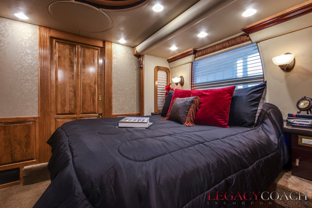 2006 Prevost Royale XLII For Sale