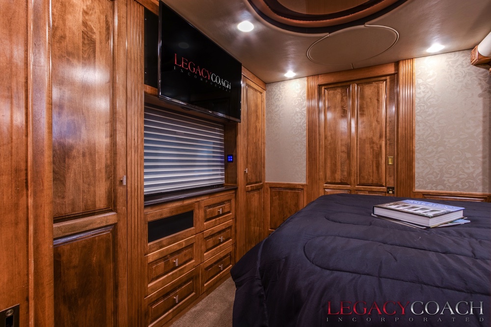 2006 Prevost Royale XLII For Sale