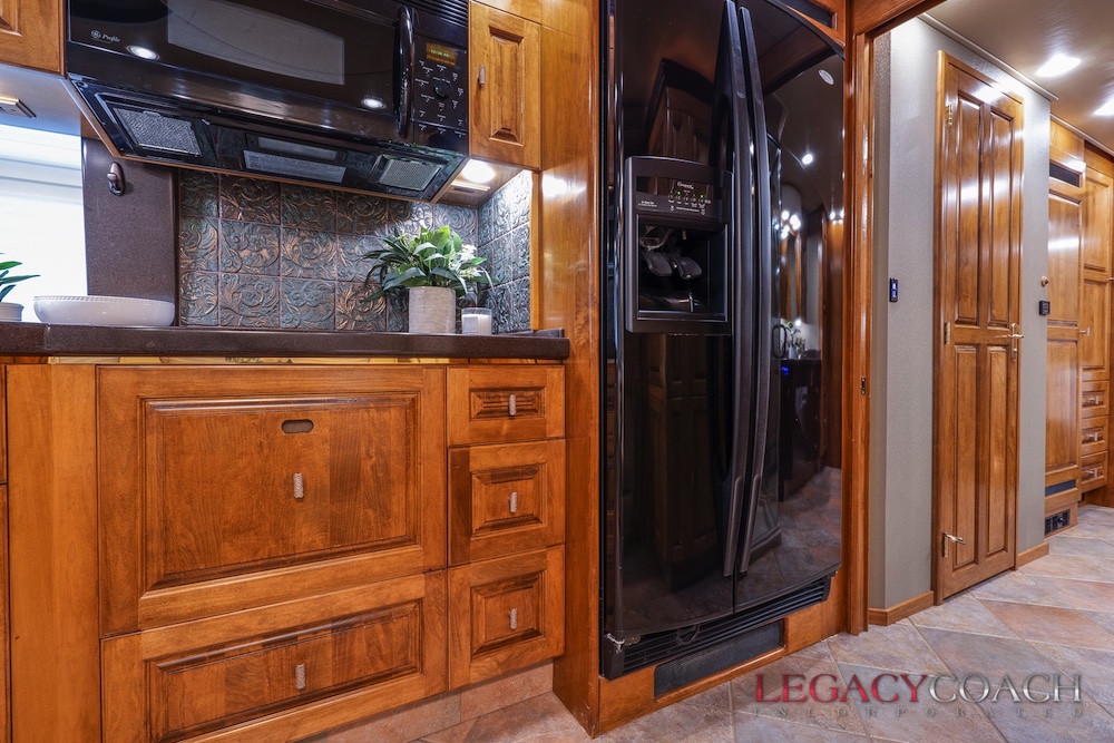 2006 Prevost Royale XLII For Sale