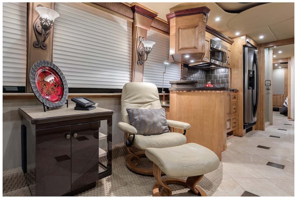 2006 Prevost Royale XLII For Sale