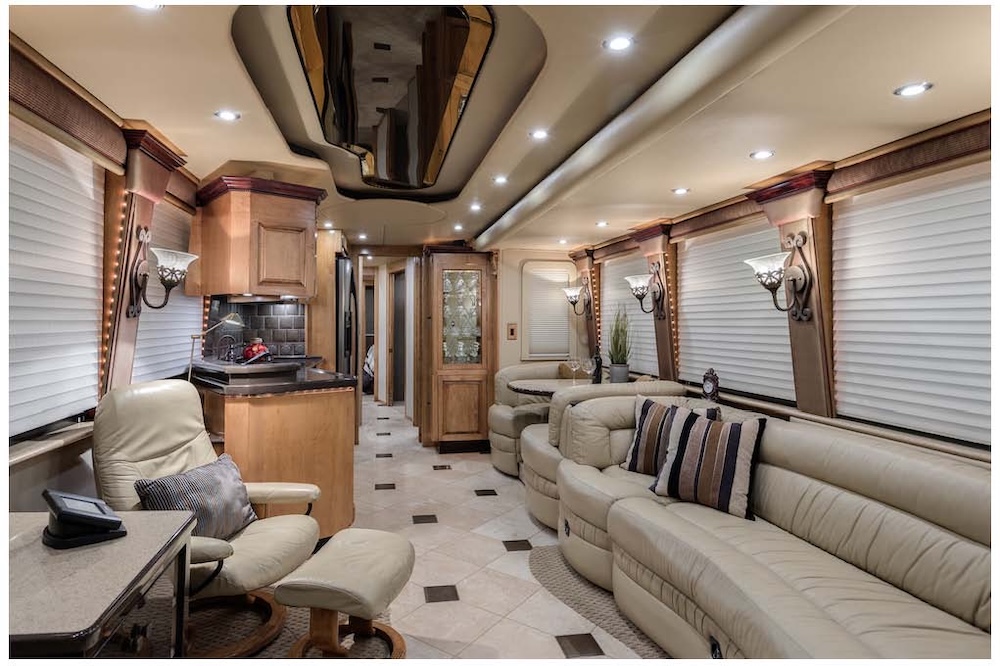 2006 Prevost Royale XLII For Sale