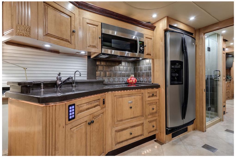 2006 Prevost Royale XLII For Sale