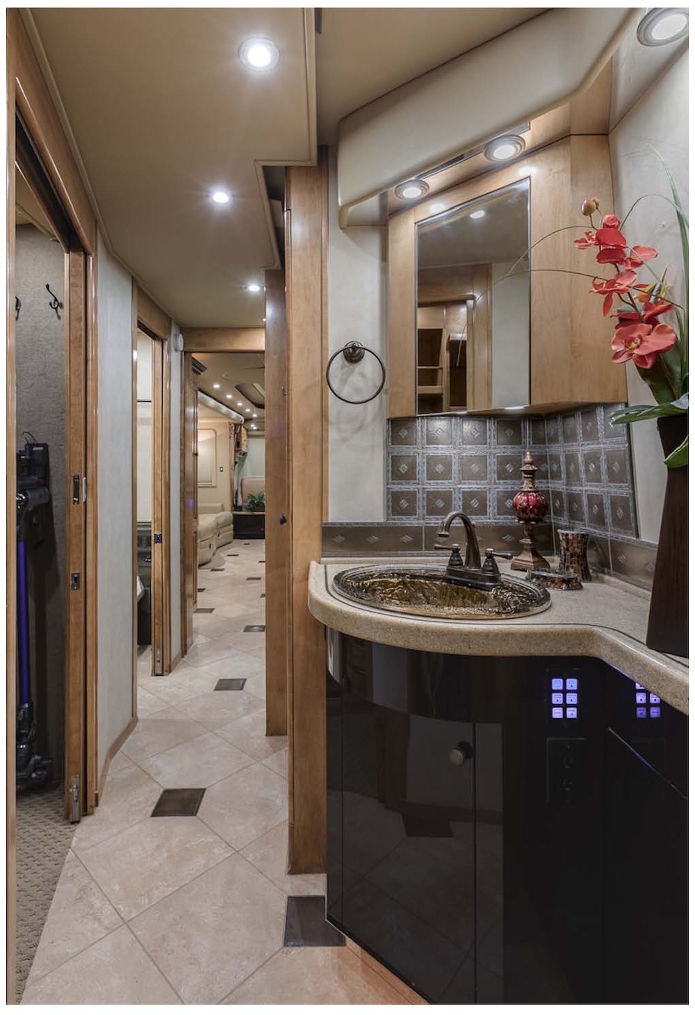 2006 Prevost Royale XLII For Sale