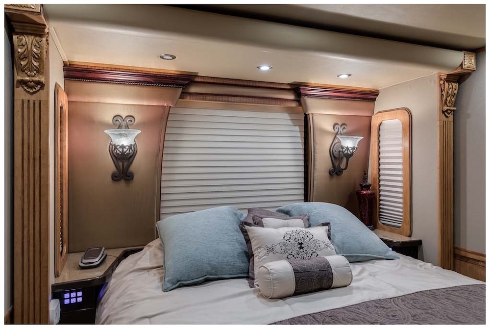 2006 Prevost Royale XLII For Sale