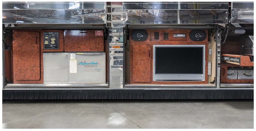 2006 Prevost Royale XLII For Sale
