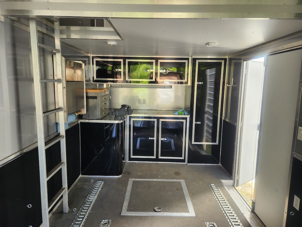2006 Prevost Royale XLII For Sale