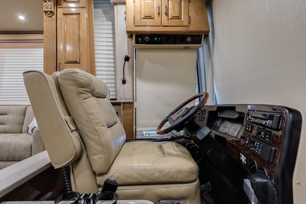 2006 Prevost Royale XLII For Sale