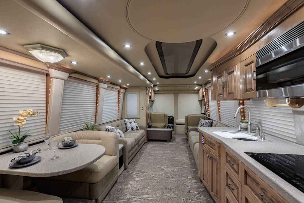 2006 Prevost Royale XLII For Sale