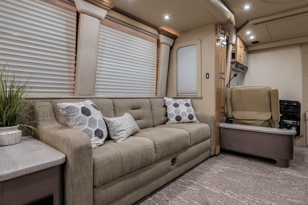 2006 Prevost Royale XLII For Sale