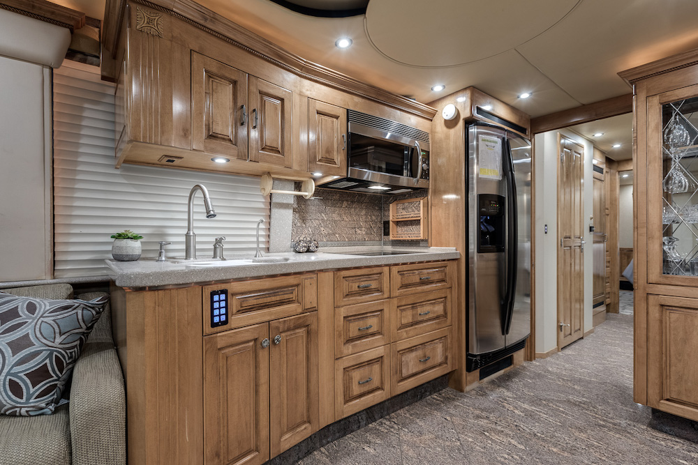 2006 Prevost Royale XLII For Sale