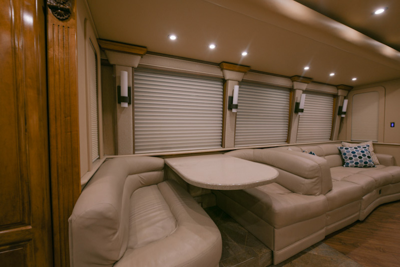 2006 Prevost Royale XLII  For Sale