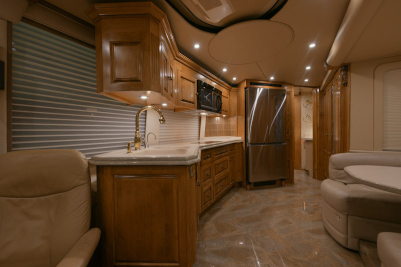 2006 Prevost Royale XLII  For Sale