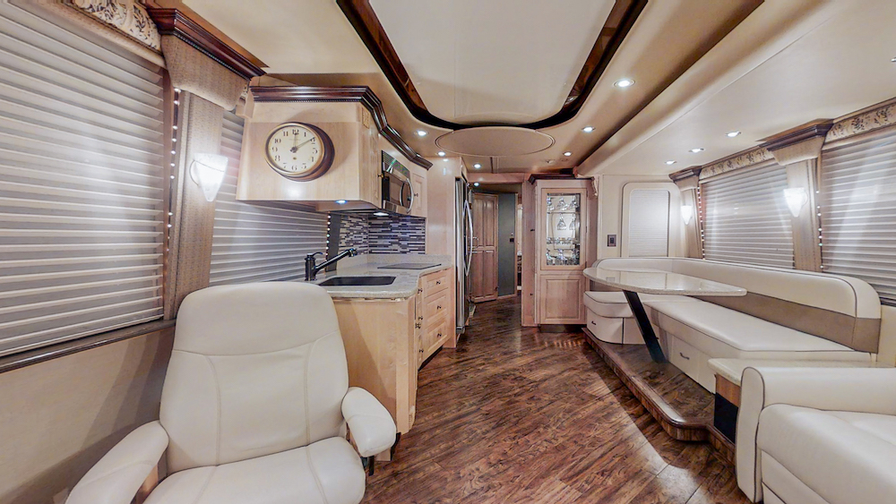 2006 Prevost Royale XLII For Sale