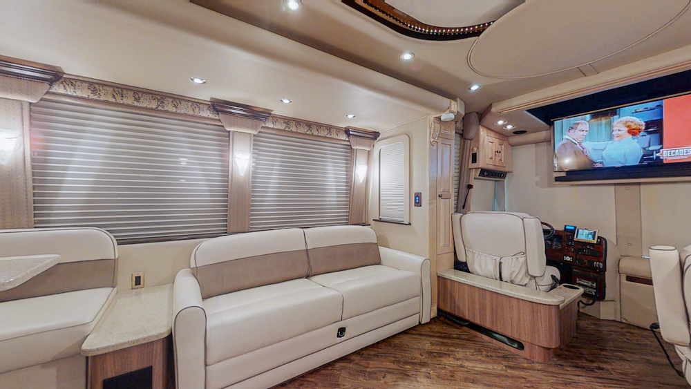 2006 Prevost Royale XLII For Sale