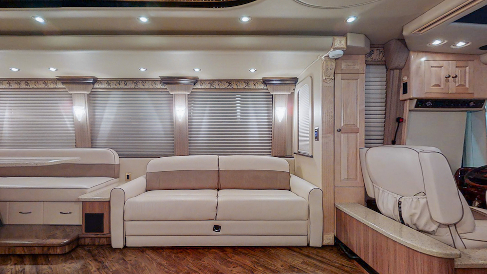 2006 Prevost Royale XLII For Sale