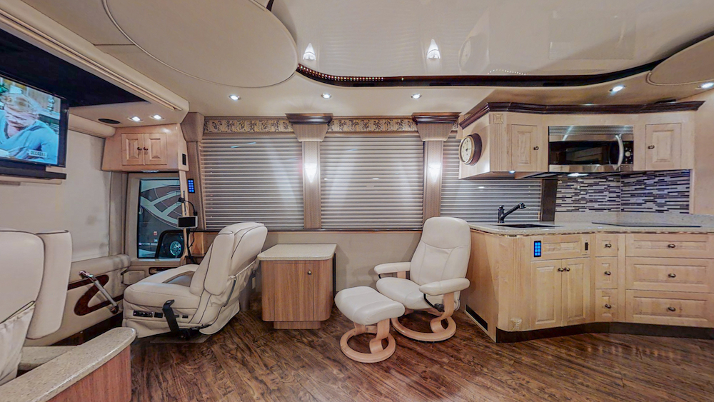 2006 Prevost Royale XLII For Sale