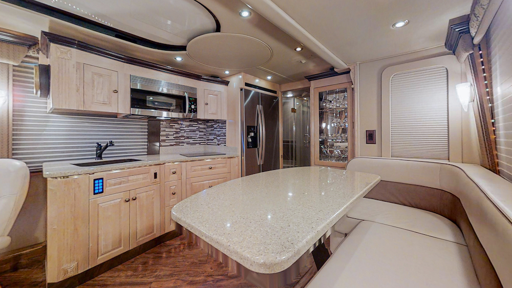 2006 Prevost Royale XLII For Sale