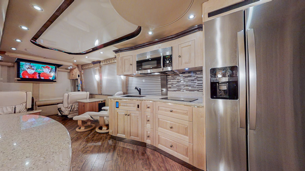 2006 Prevost Royale XLII For Sale