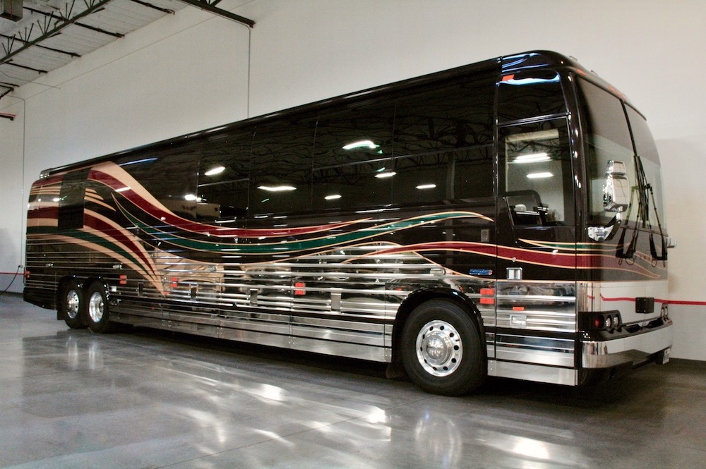 2006 Prevost Thompson XLII For Sale