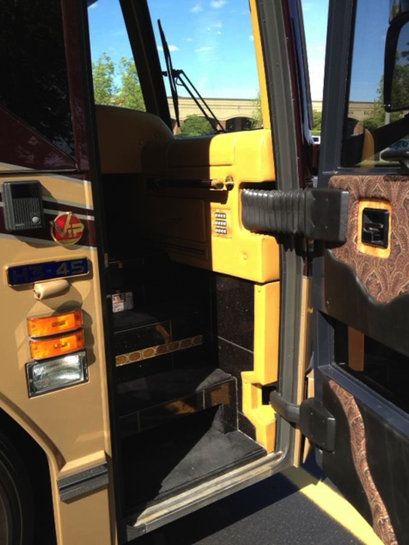 2006 Prevost Vantare H3-45 For Sale