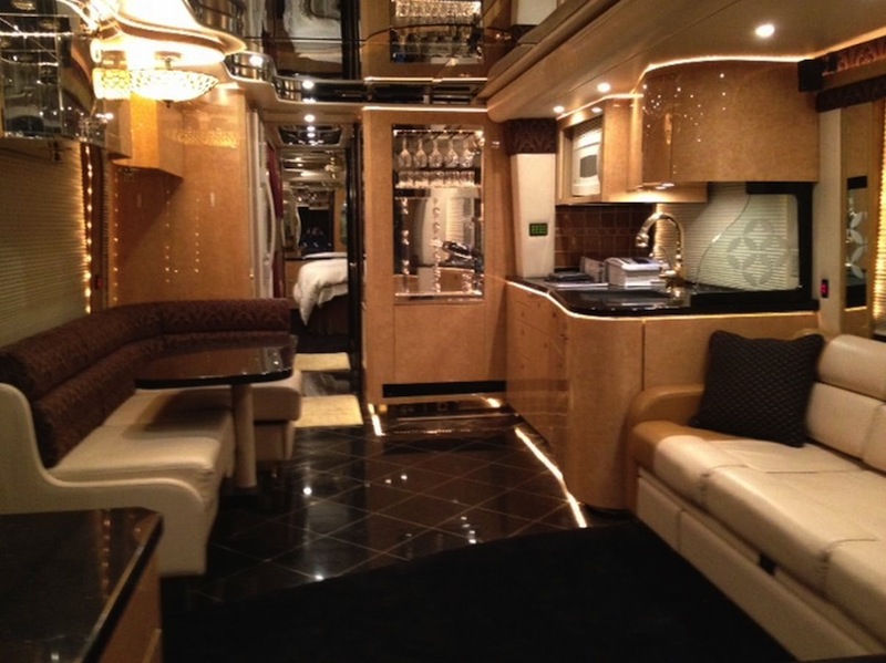 2006 Prevost Vantare H3-45 For Sale